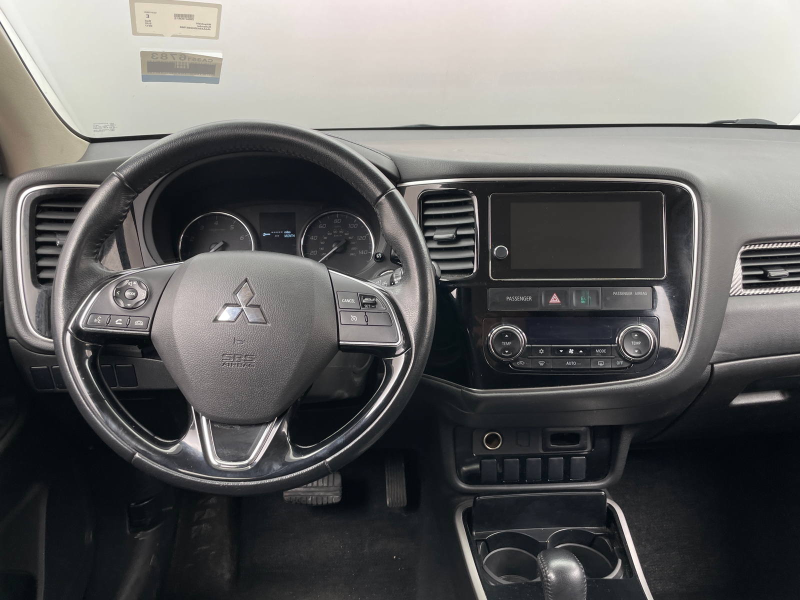 Thumbnail: 2017 Mitsubishi Outlander - 5