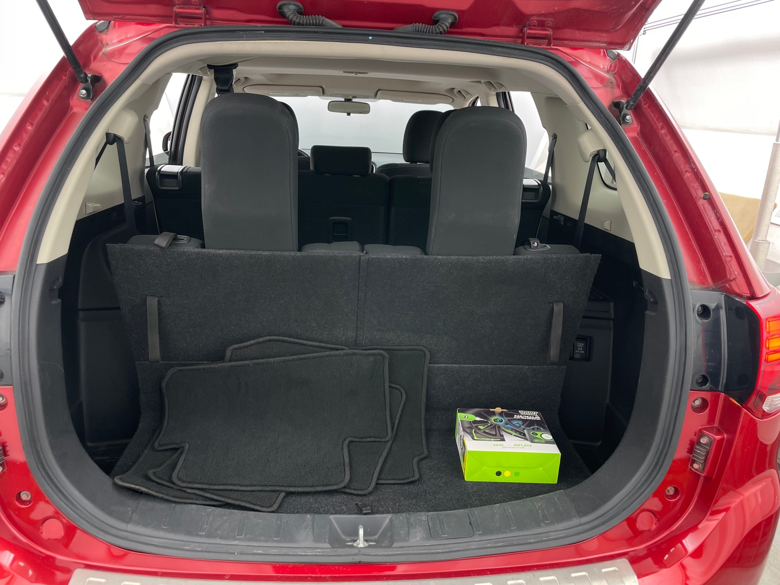 Thumbnail: 2017 Mitsubishi Outlander - 7