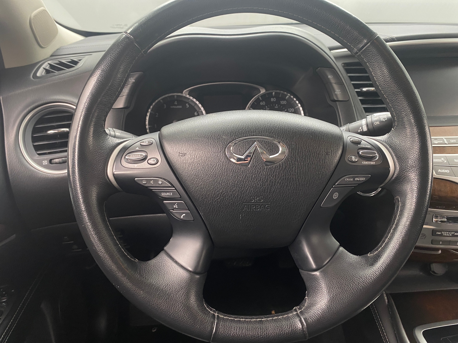 Thumbnail: 2017 INFINITI QX60 - 4