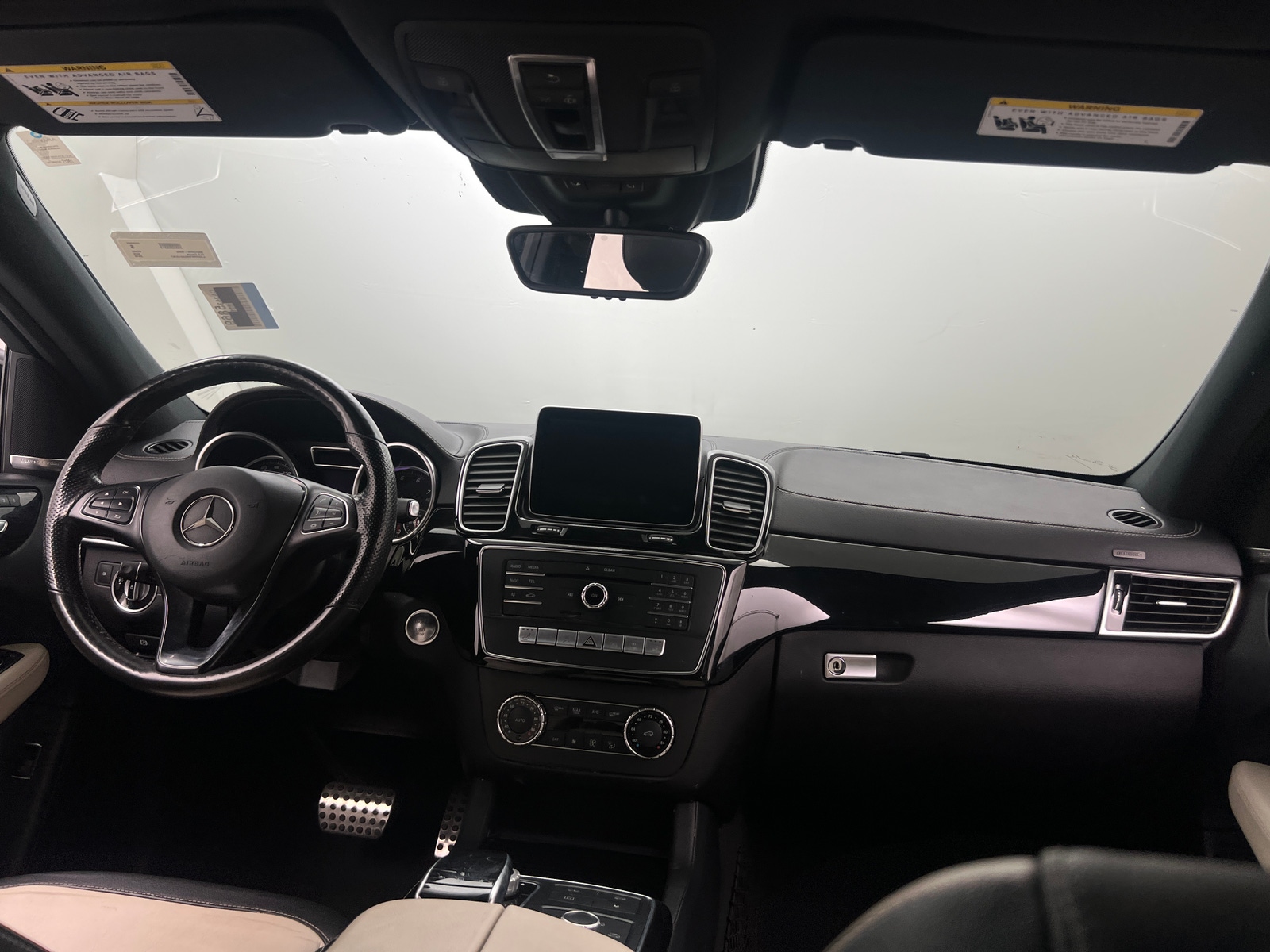 Thumbnail: 2016 Mercedes-Benz GLE - 2