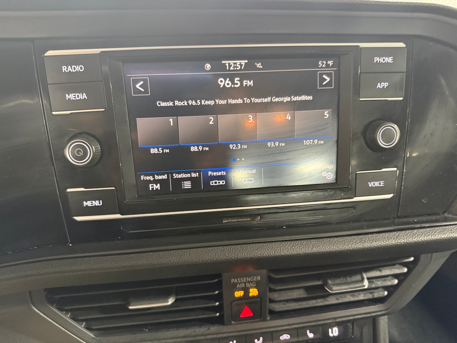 Thumbnail: 2020 Volkswagen Jetta - 3