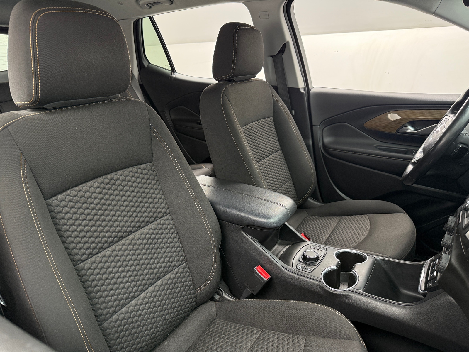 Thumbnail: 2020 GMC Terrain - 2