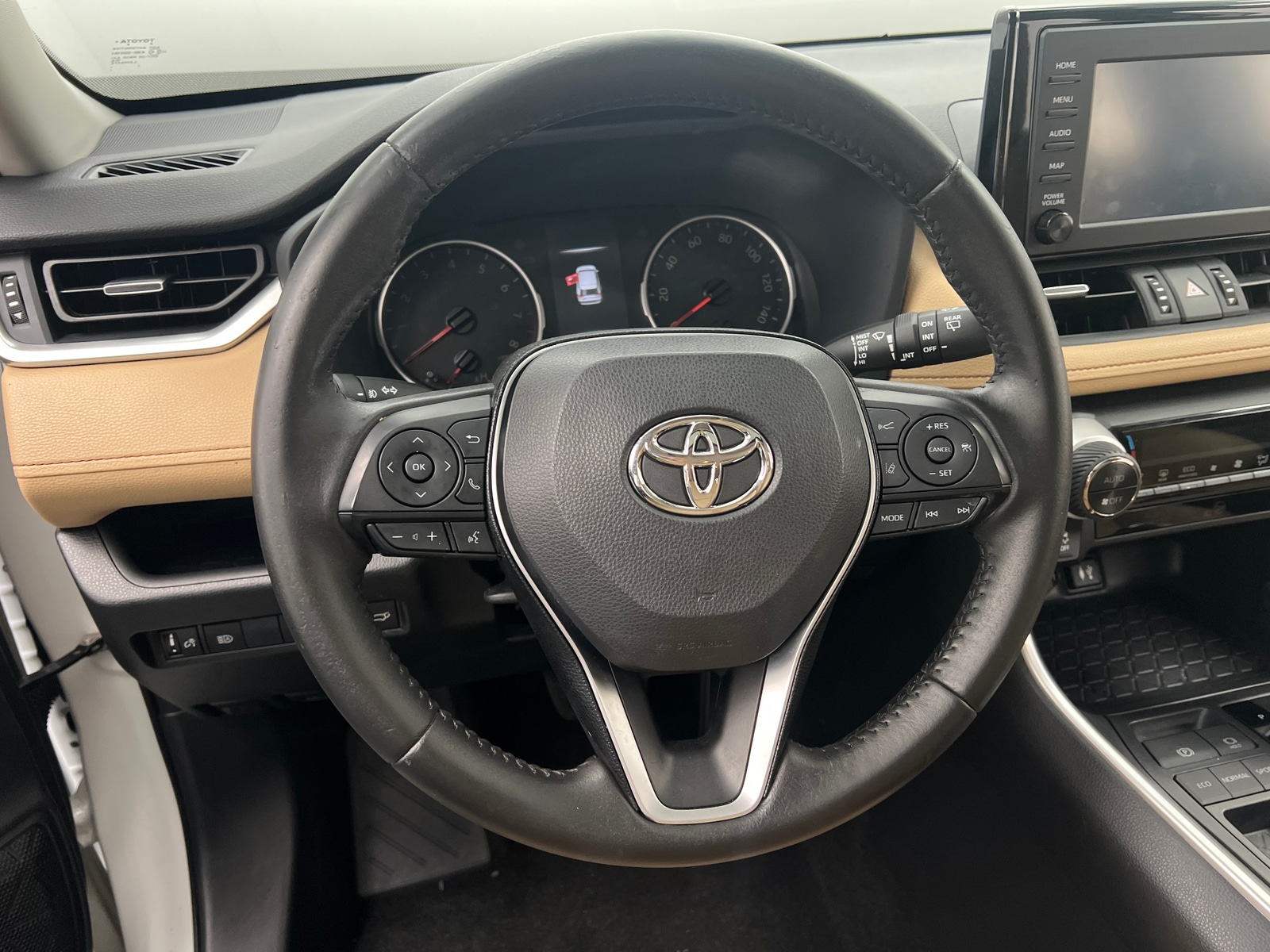 Thumbnail: 2019 Toyota RAV4 - 4