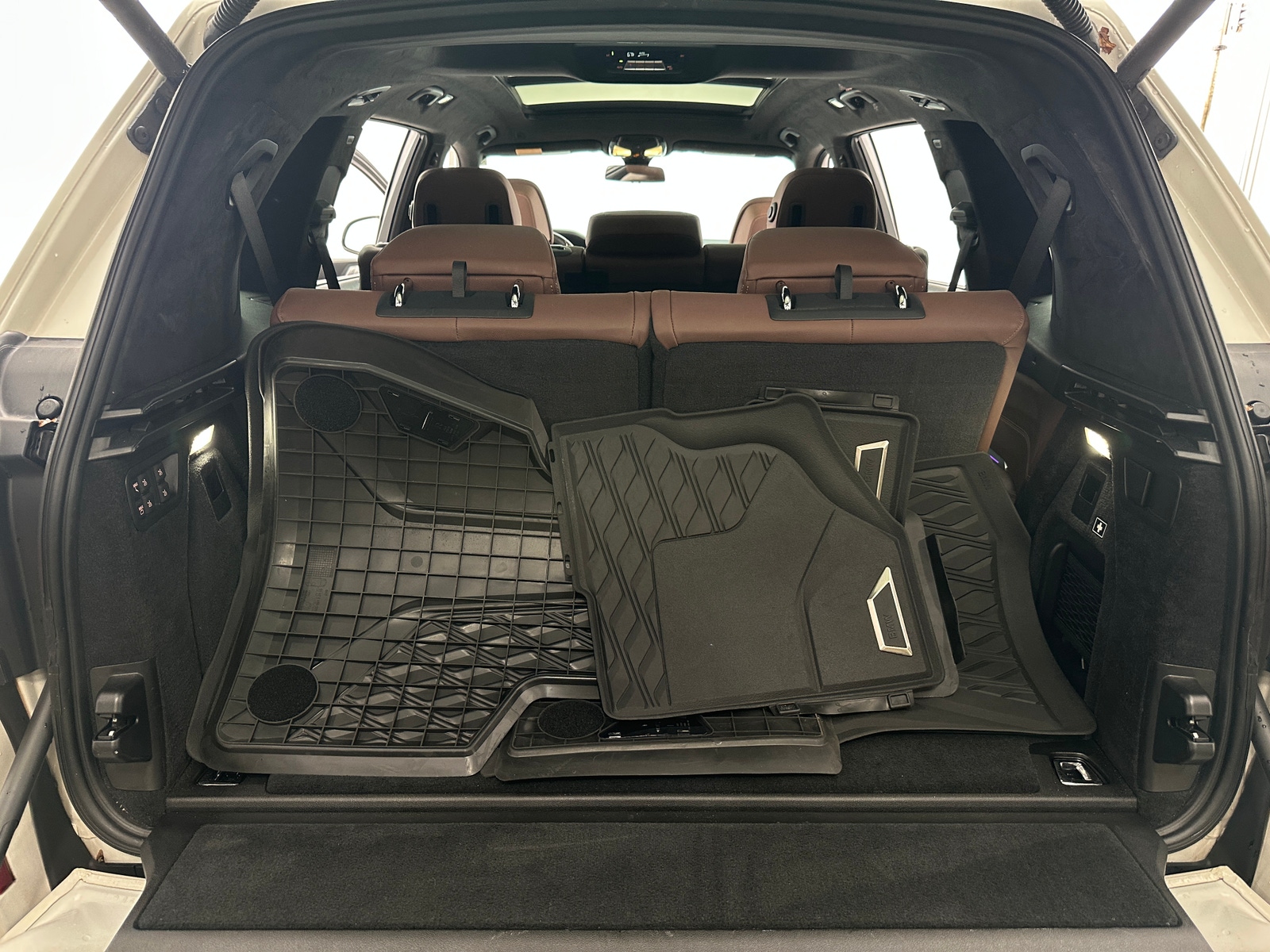 Thumbnail: 2020 BMW X7 - 6