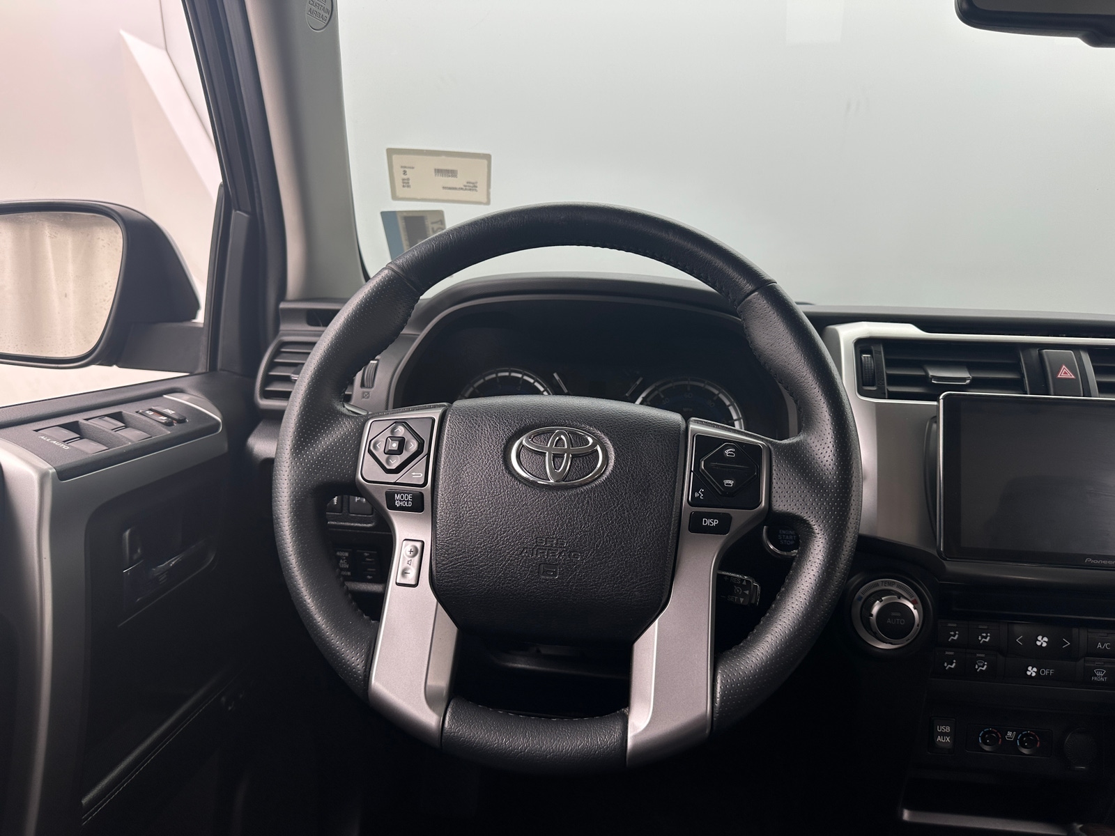 Thumbnail: 2018 Toyota 4Runner - 4