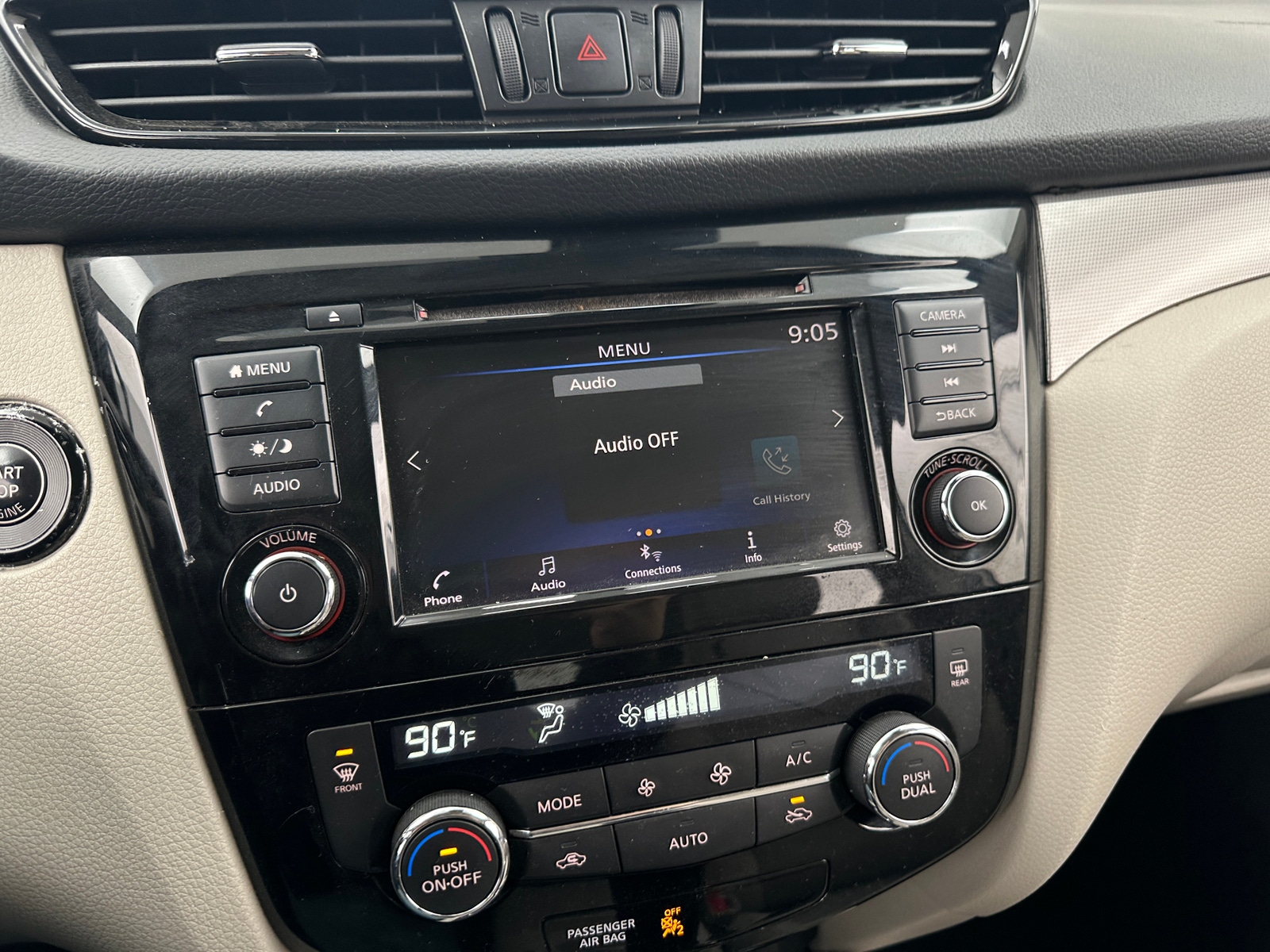 Thumbnail: 2020 Nissan Rogue Sport - 3