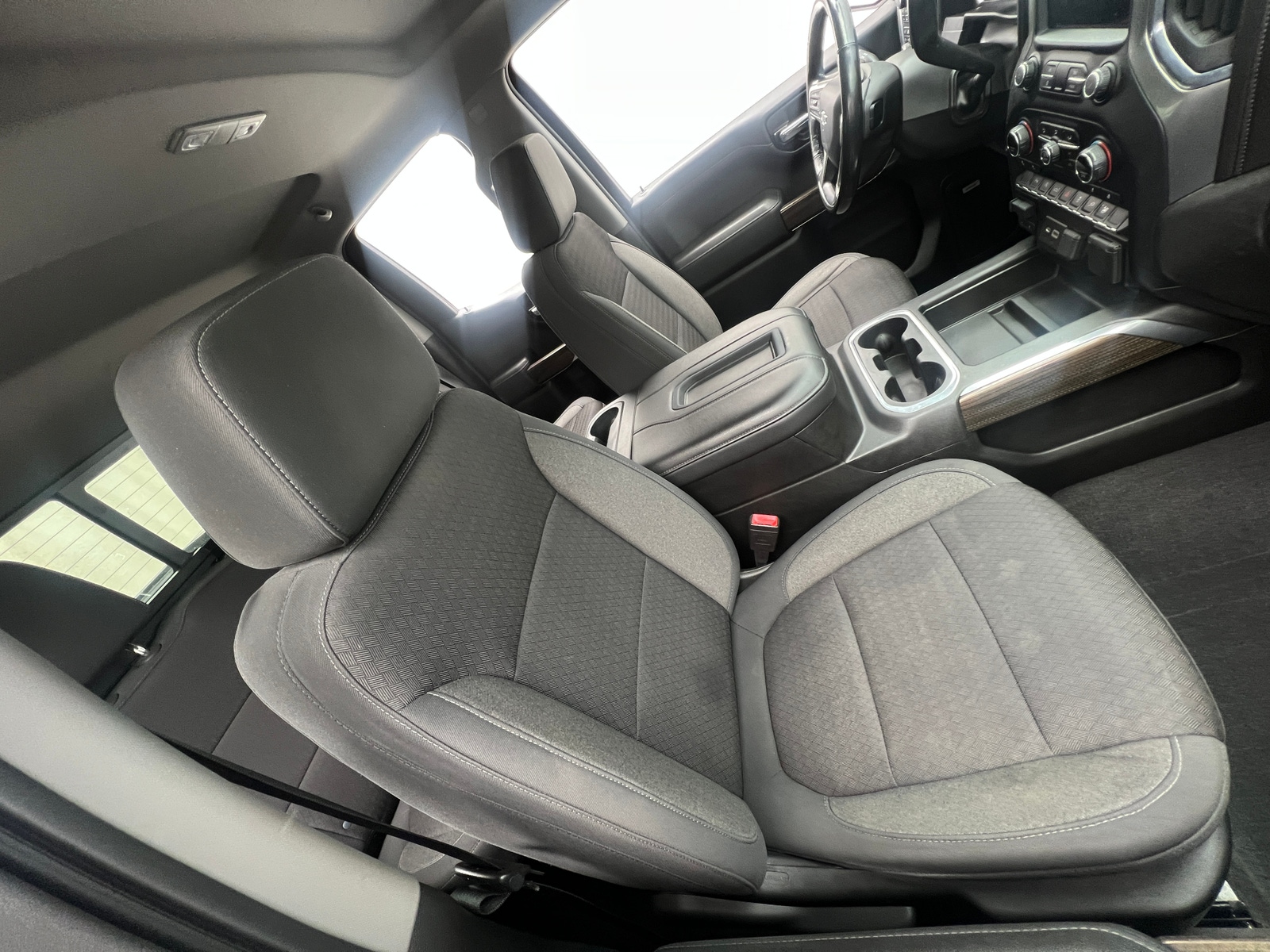 Thumbnail: 2020 Chevrolet Silverado 1500 - 2