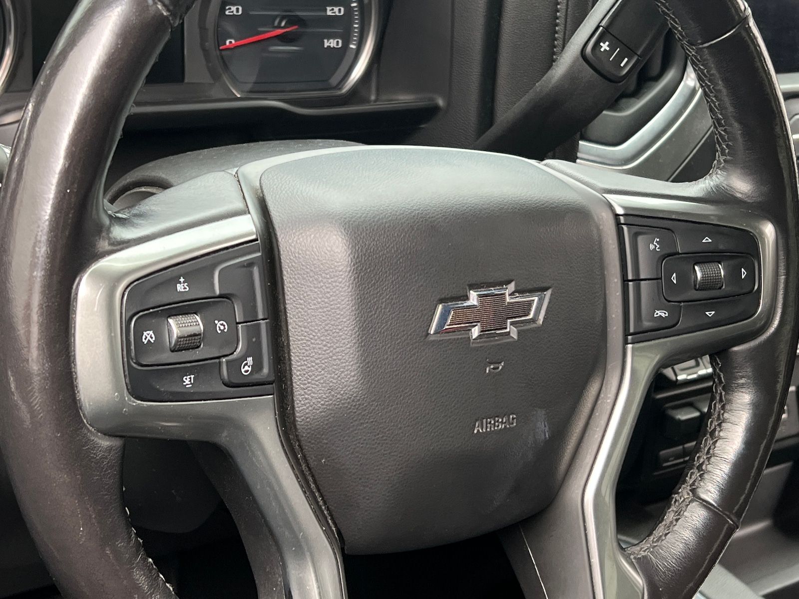 Thumbnail: 2020 Chevrolet Silverado 1500 - 5