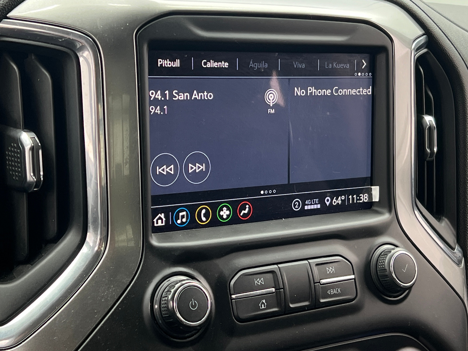 Thumbnail: 2020 Chevrolet Silverado 1500 - 4