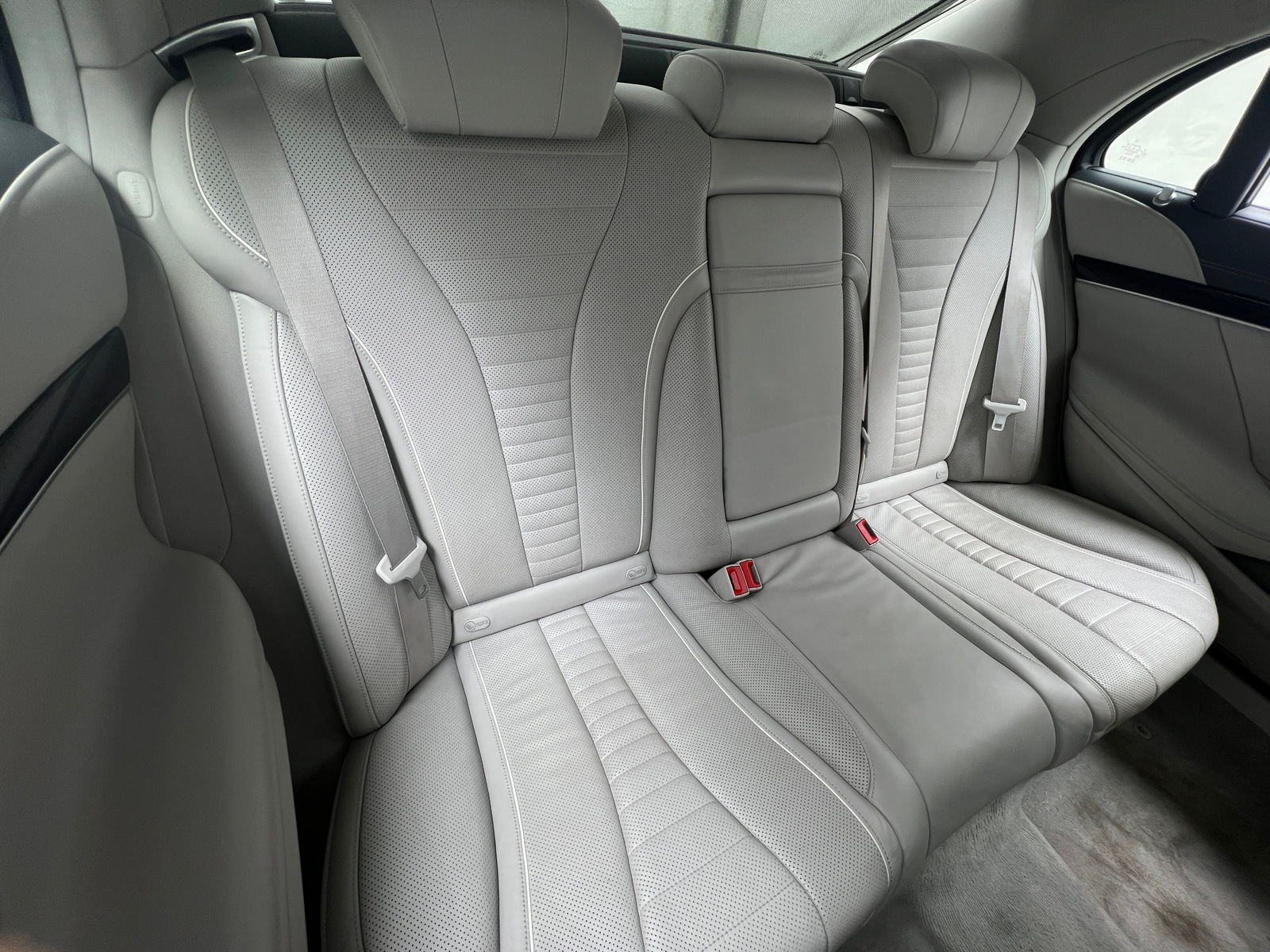 Thumbnail: 2016 Mercedes-Benz S-Class - 5