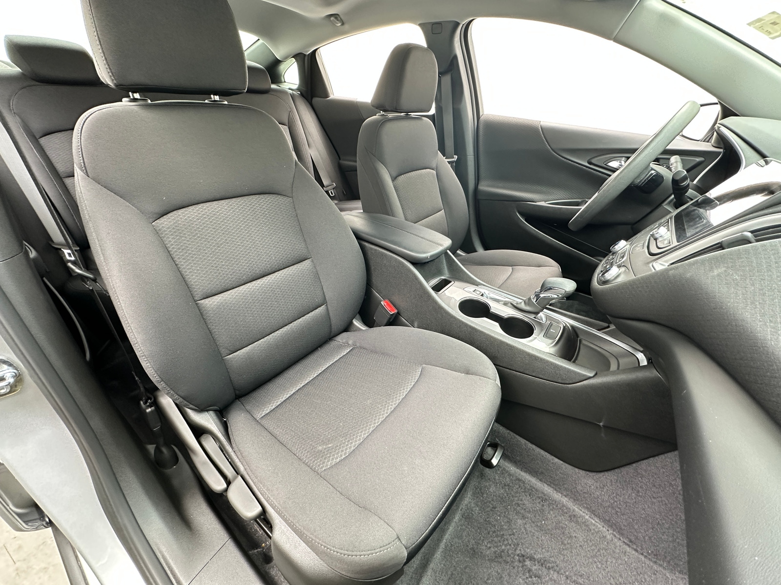 Thumbnail: 2022 Chevrolet Malibu - 2