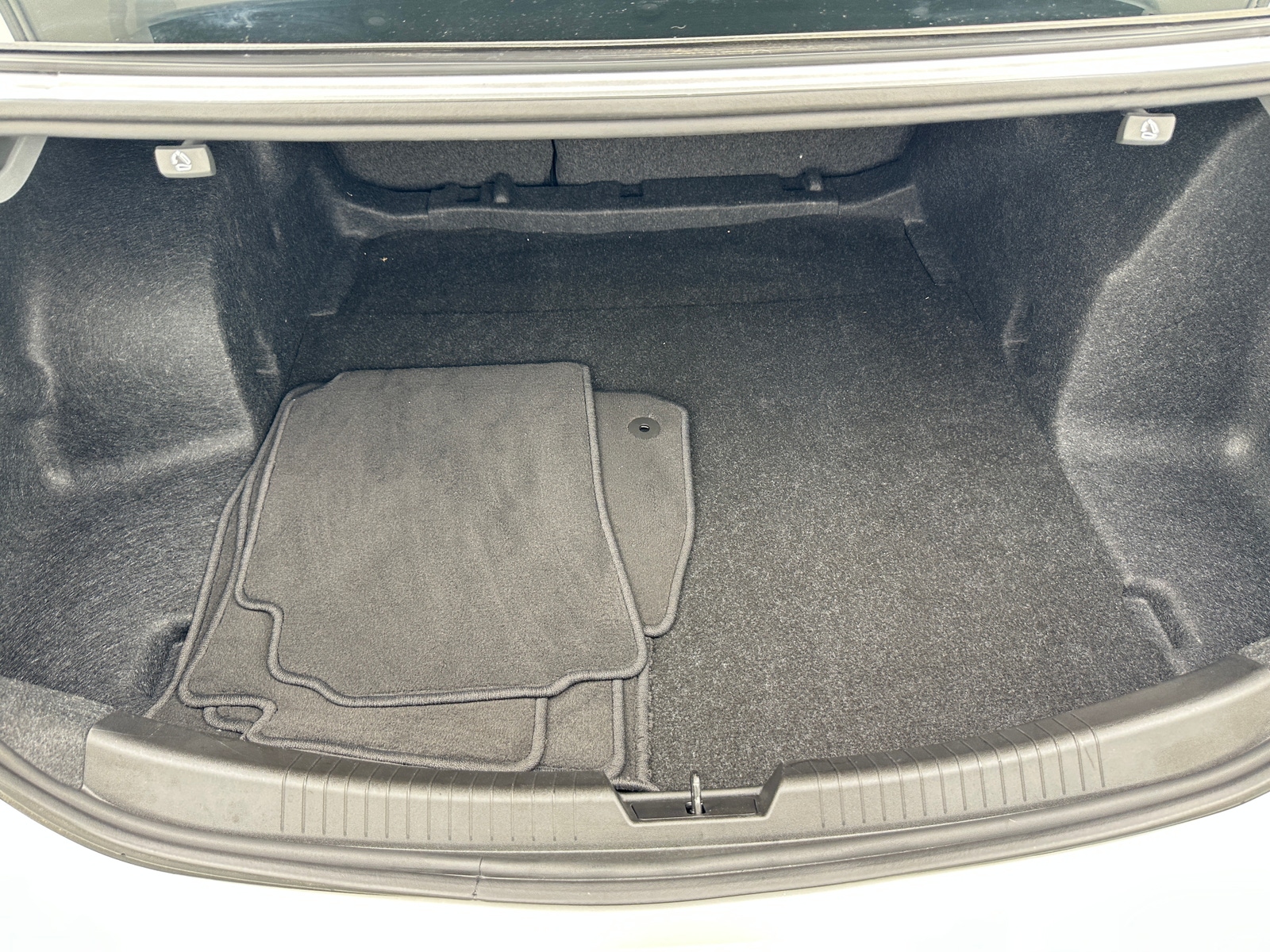 Thumbnail: 2022 Chevrolet Malibu - 7