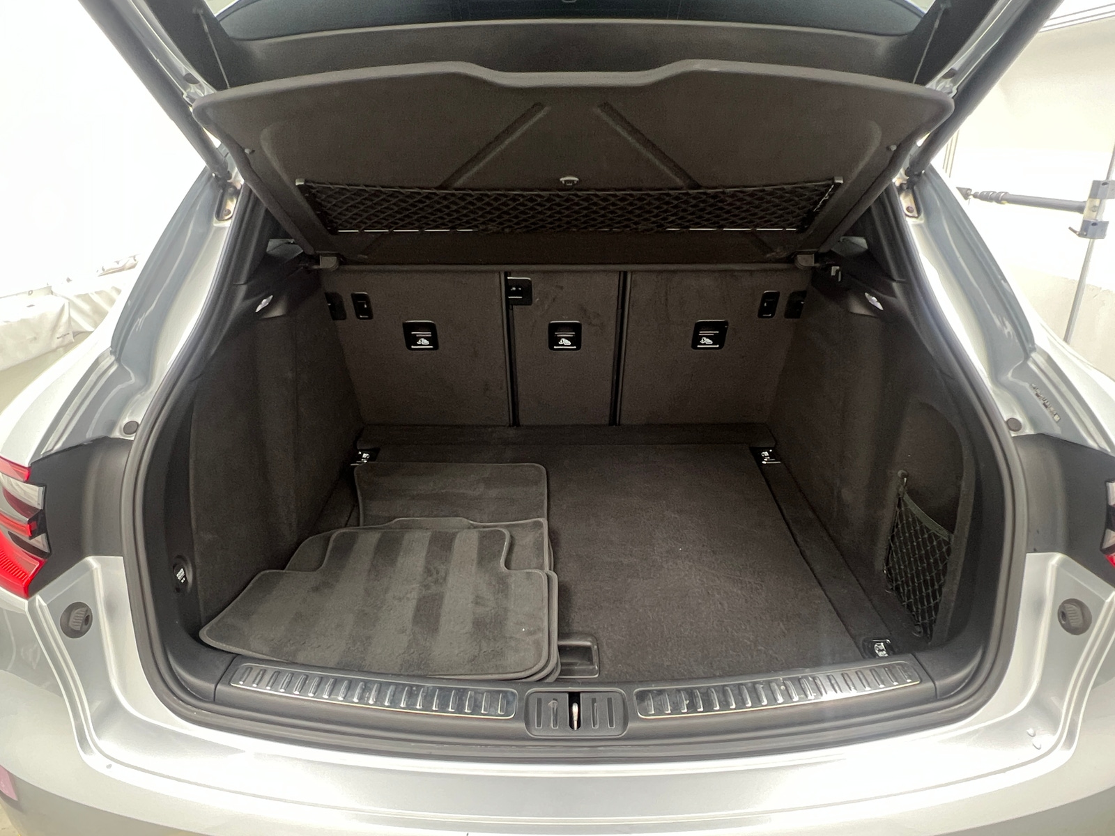 Thumbnail: 2018 Porsche Macan - 6