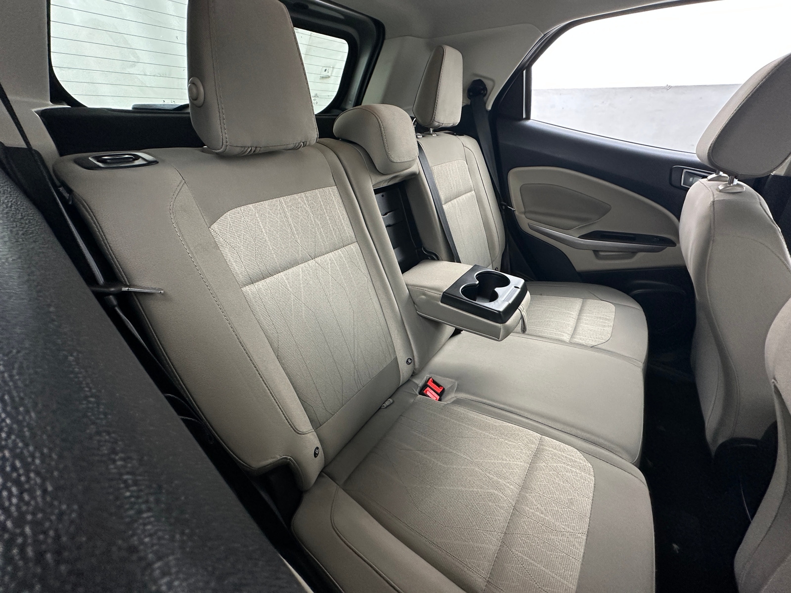 Thumbnail: 2020 Ford EcoSport - 6