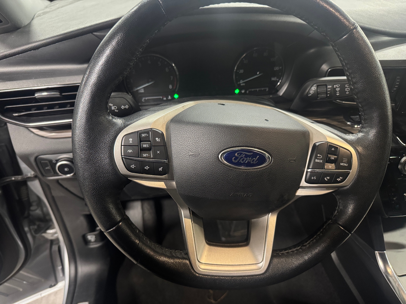 Thumbnail: 2023 Ford Explorer - 4