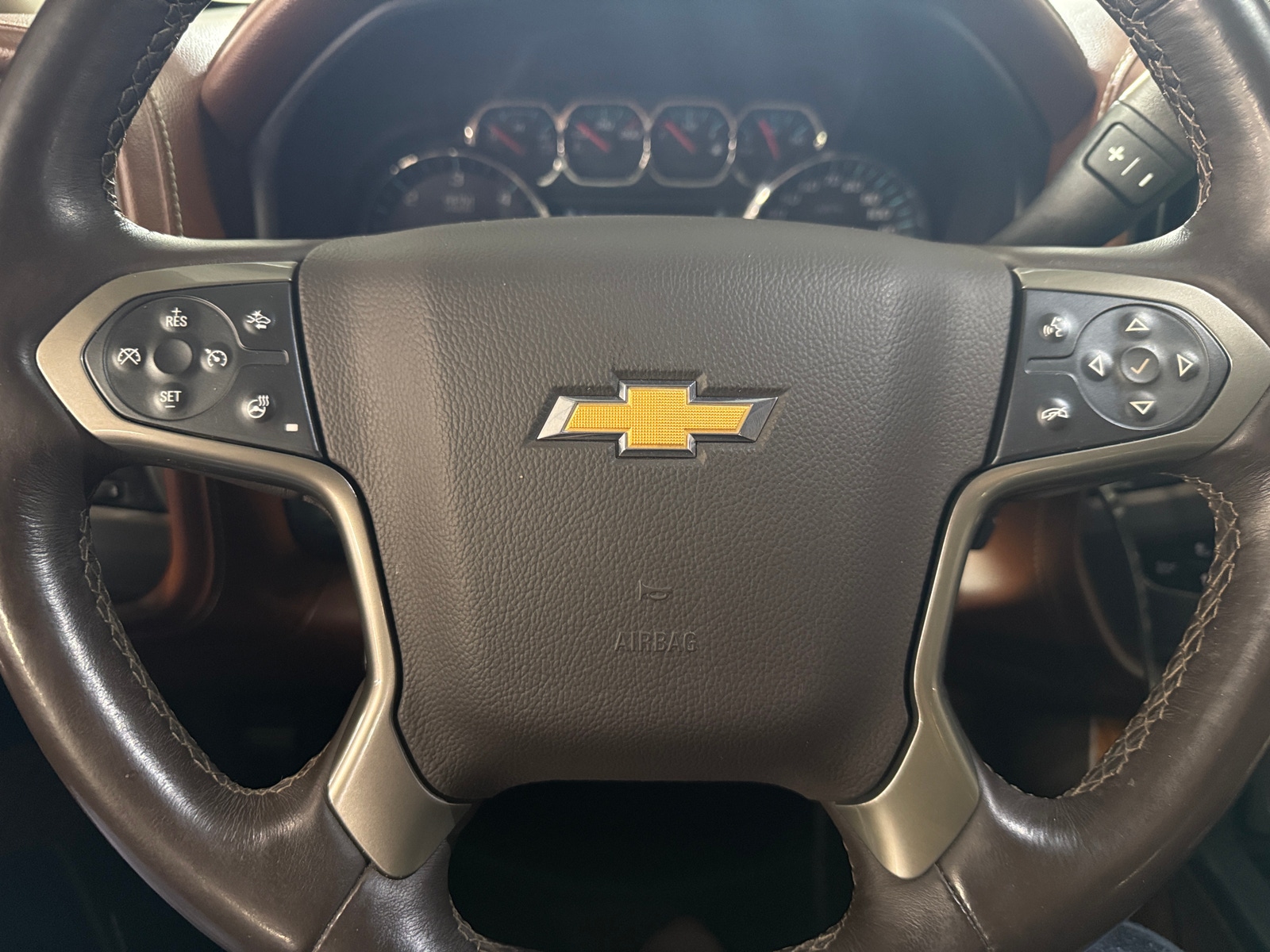 Thumbnail: 2015 Chevrolet Silverado 1500 - 4