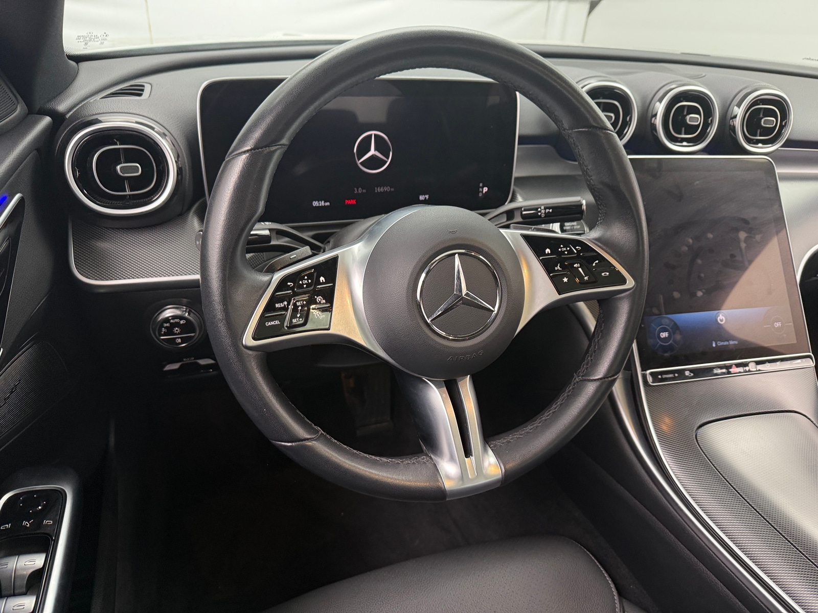 Thumbnail: 2024 Mercedes-Benz C-Class - 4