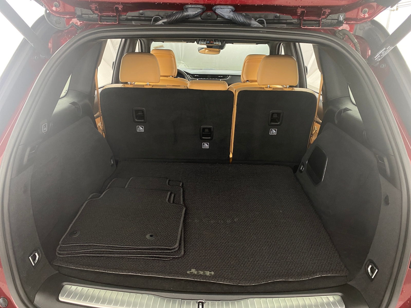 Thumbnail: 2024 Jeep Grand Cherokee - 6