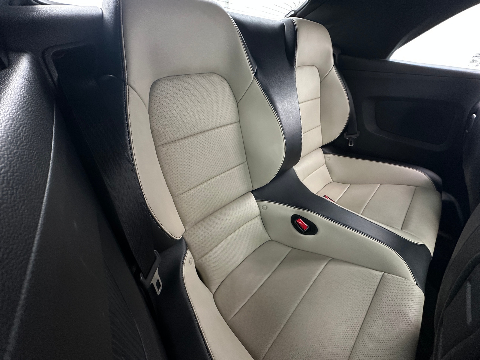 Thumbnail: 2017 Ford Mustang - 5