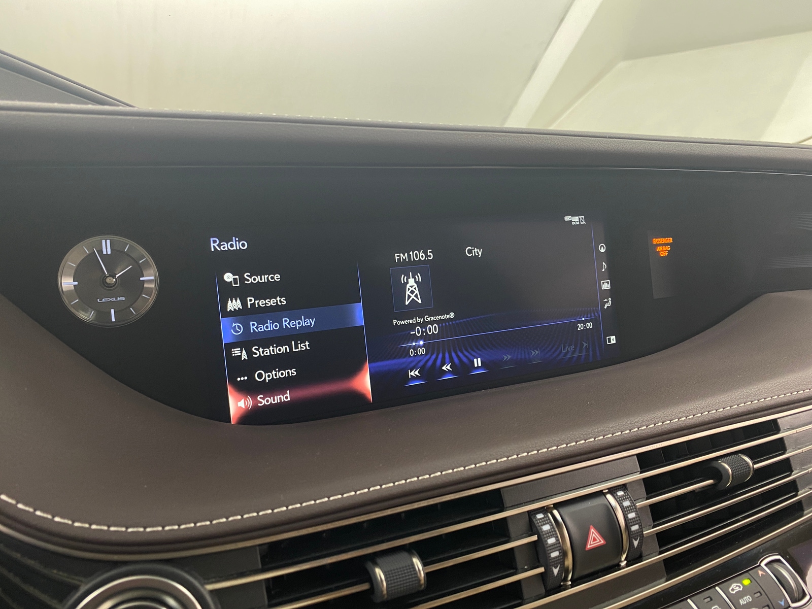 Thumbnail: 2019 Lexus LS - 4