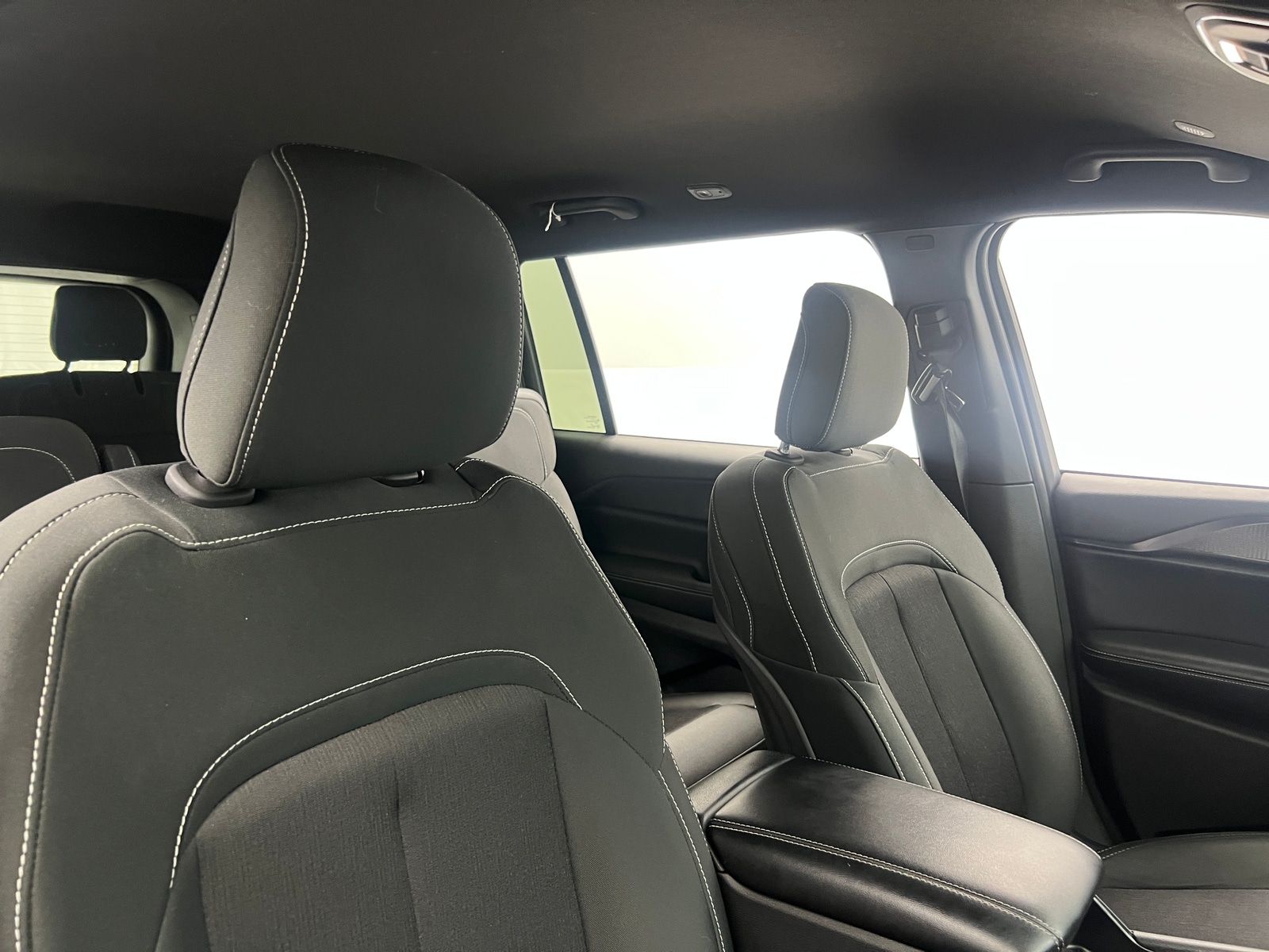 Thumbnail: 2024 Jeep Grand Cherokee L - 2