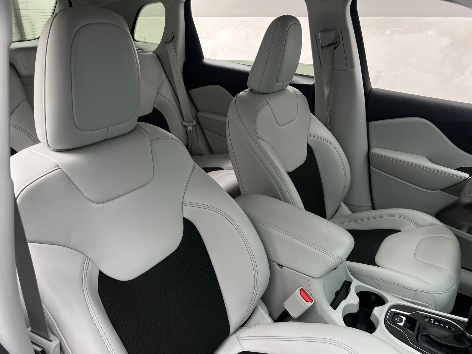 Thumbnail: 2021 Jeep Cherokee - 2