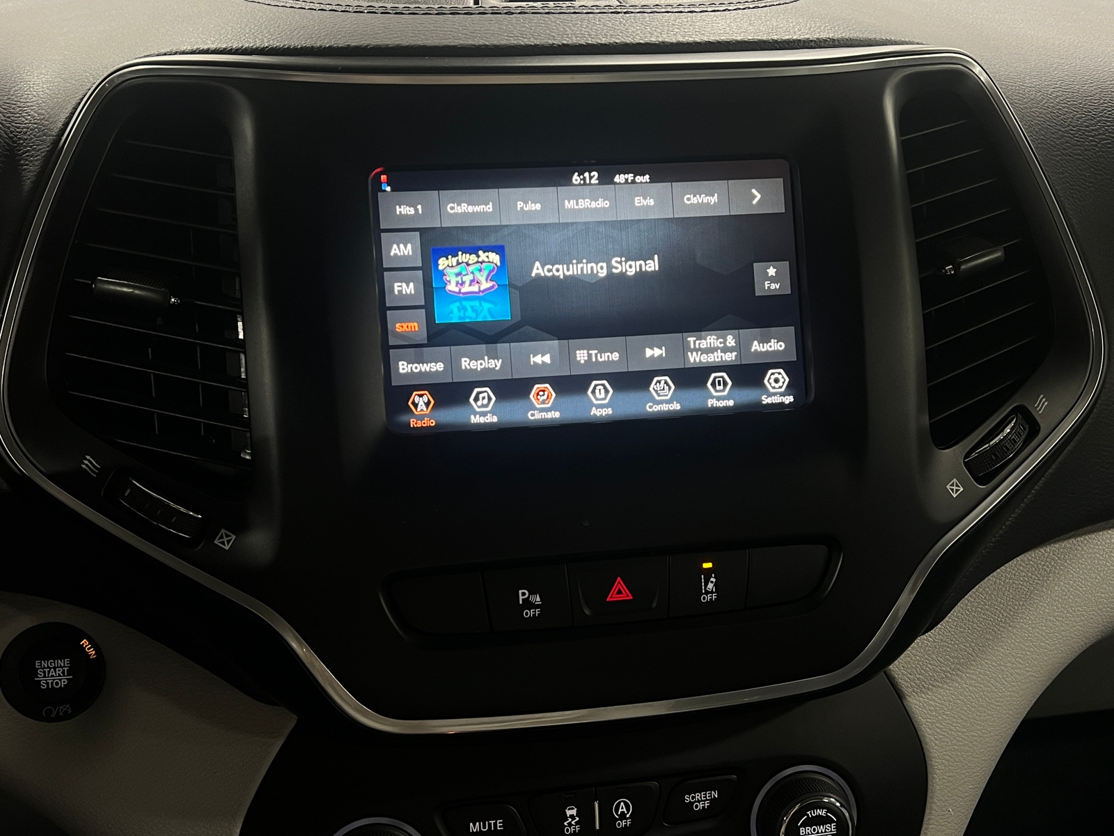 Thumbnail: 2021 Jeep Cherokee - 4