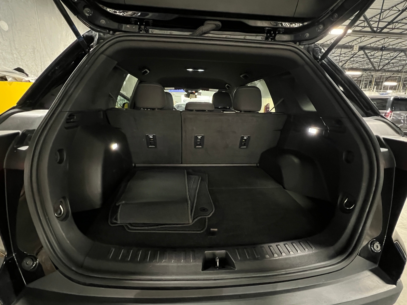 Thumbnail: 2025 Chevrolet Equinox - 7