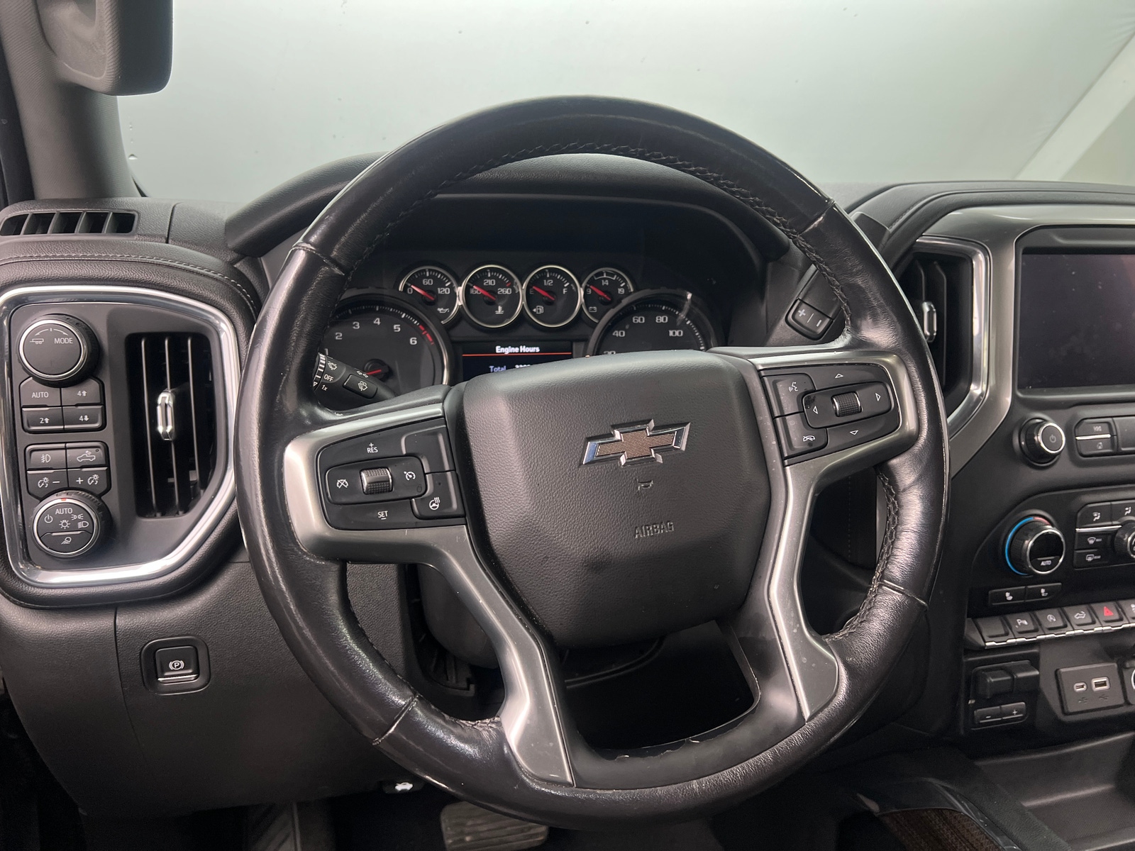 Thumbnail: 2020 Chevrolet Silverado 1500 - 4