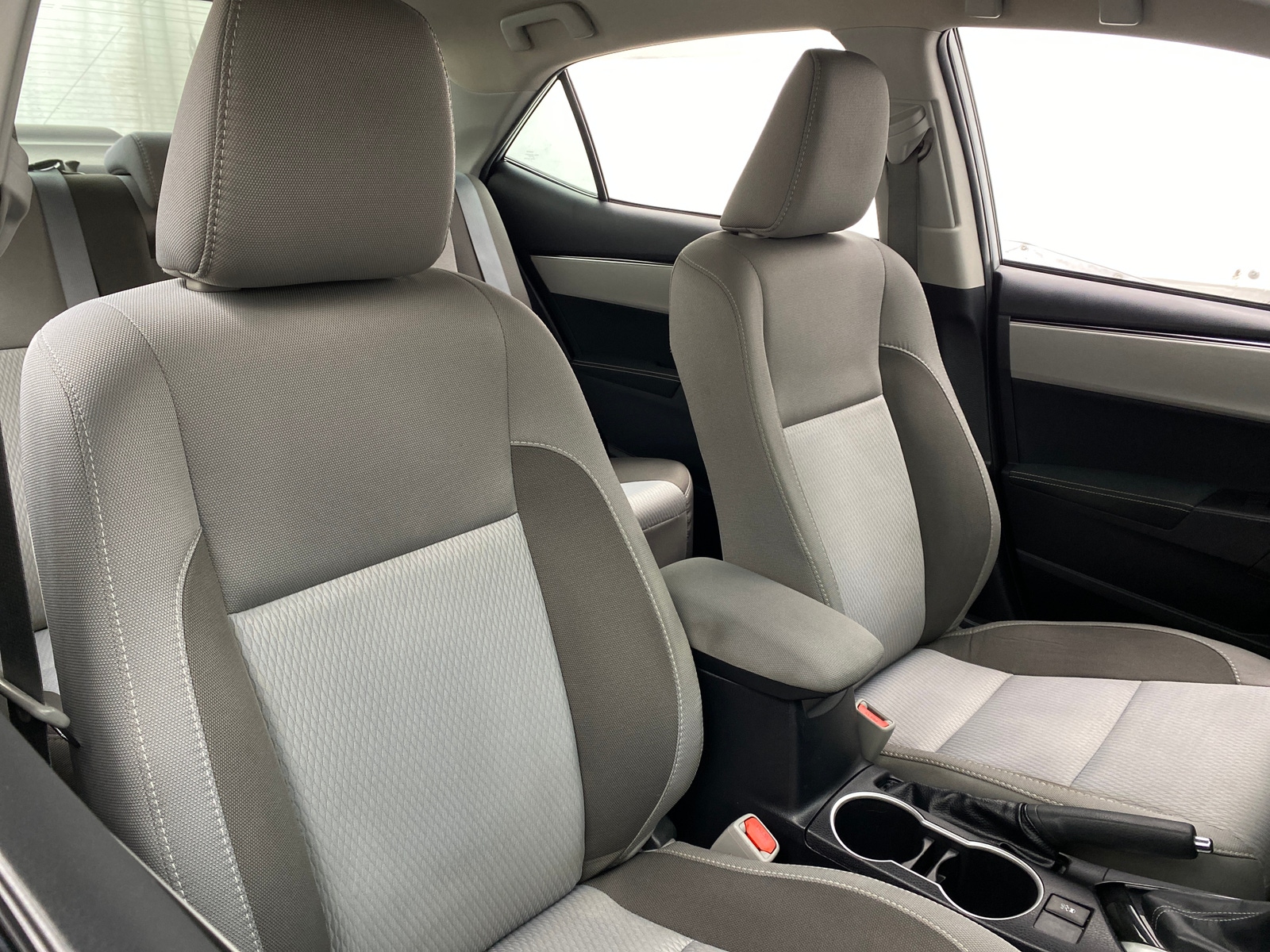 Thumbnail: 2017 Toyota Corolla - 2