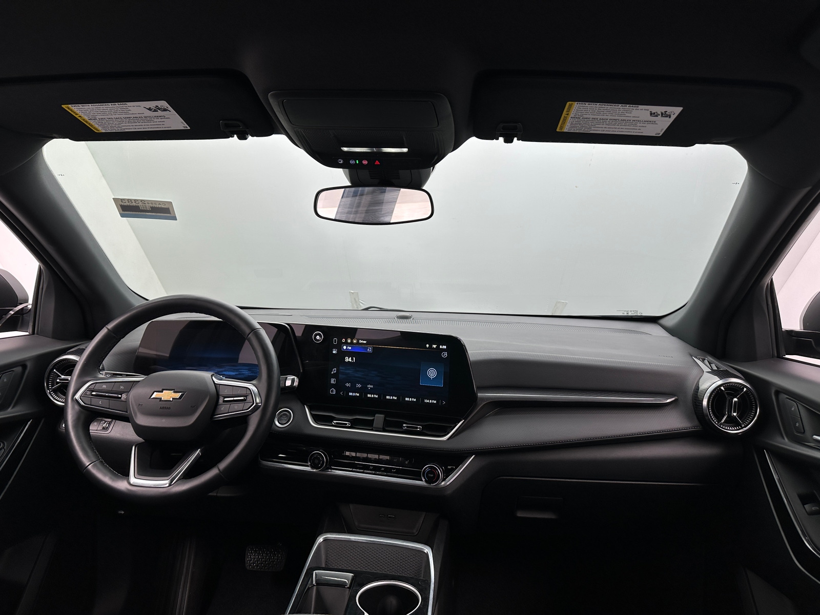 Thumbnail: 2025 Chevrolet Equinox - 3