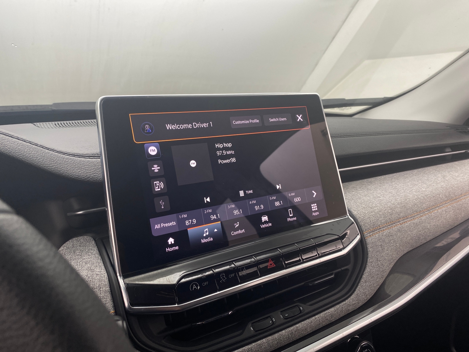 Thumbnail: 2022 Jeep Compass - 4