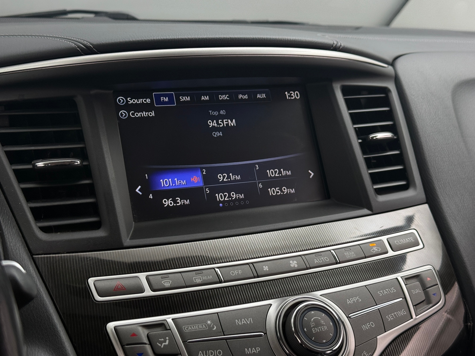 Thumbnail: 2017 INFINITI QX60 - 3