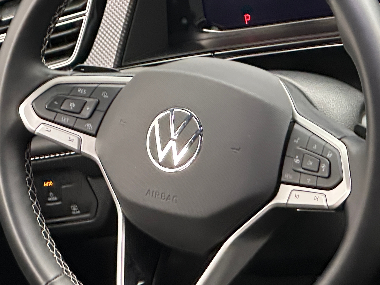 Thumbnail: 2024 Volkswagen Atlas - 4