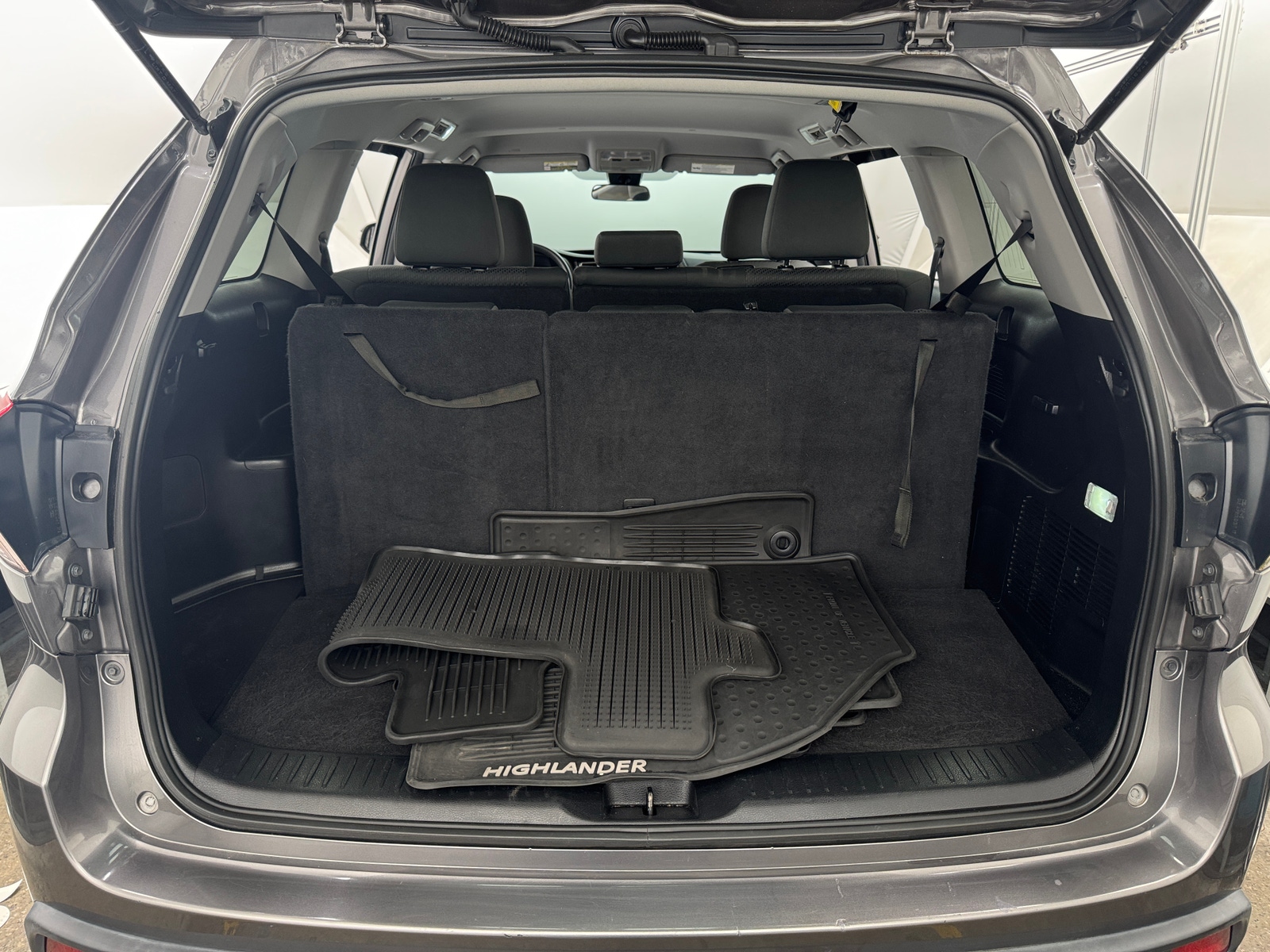 Thumbnail: 2018 Toyota Highlander - 7