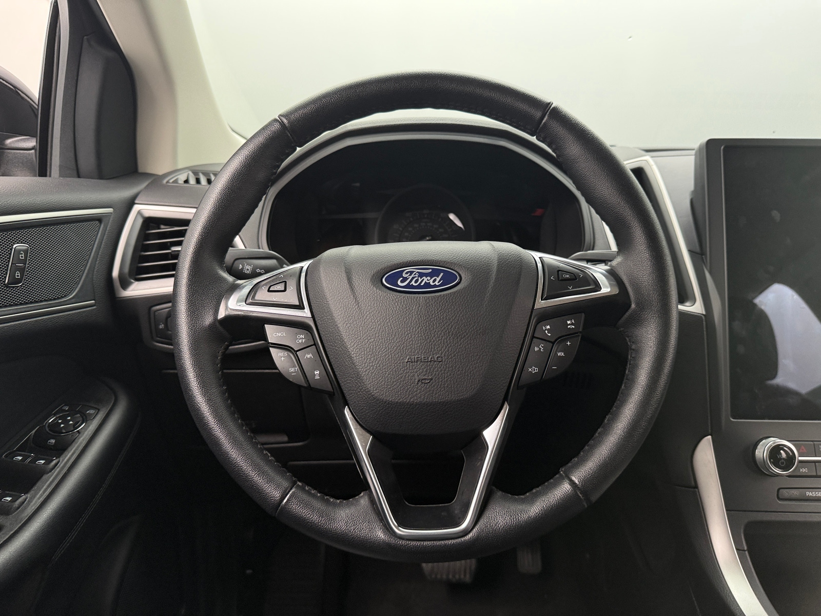 Thumbnail: 2024 Ford Edge - 4