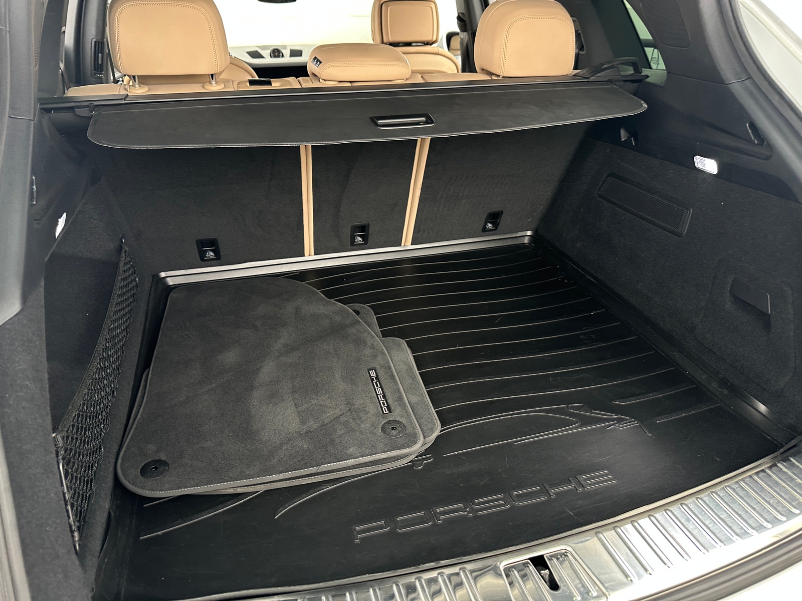 Thumbnail: 2021 Porsche Cayenne - 7