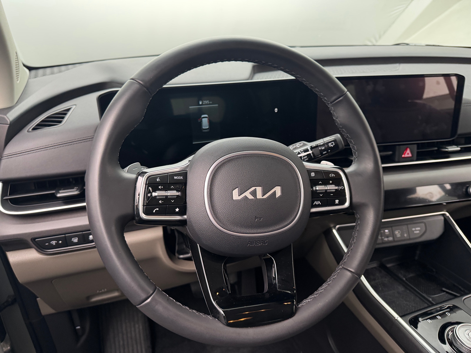 Thumbnail: 2025 Kia Carnival - 5