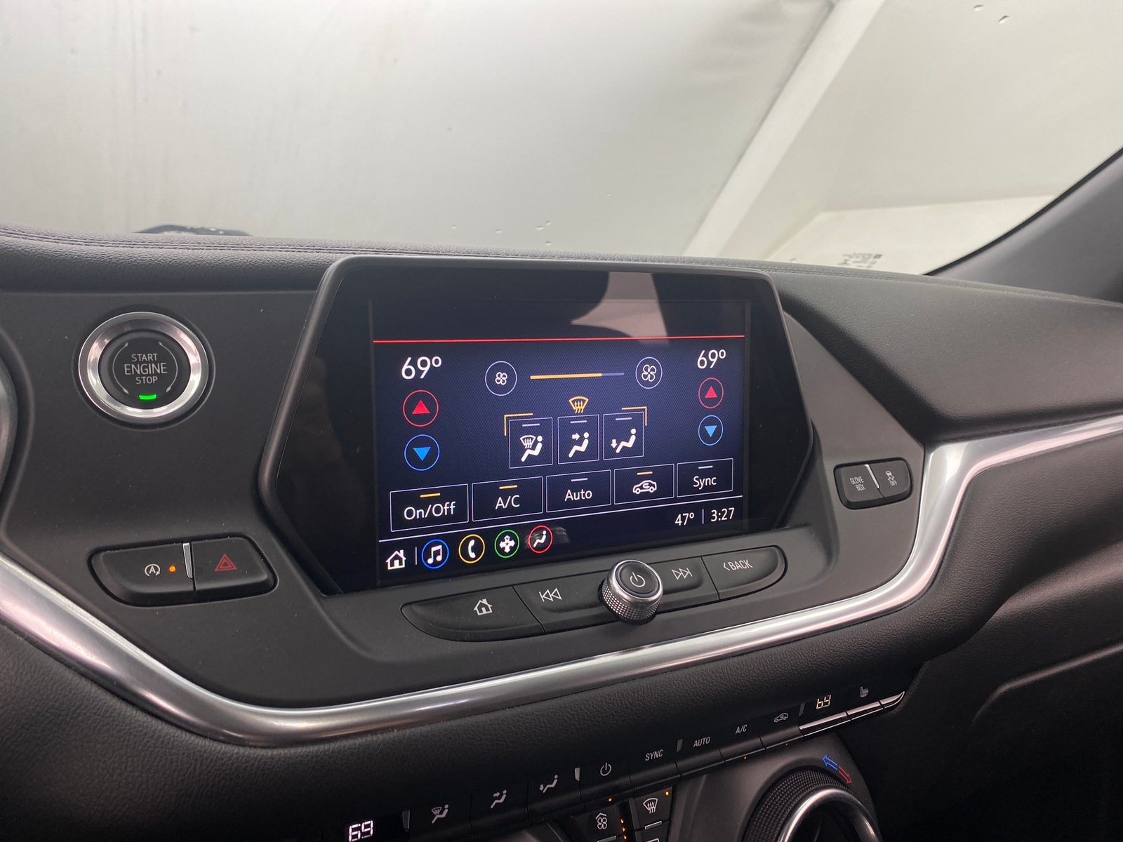 Thumbnail: 2021 Chevrolet Blazer - 4