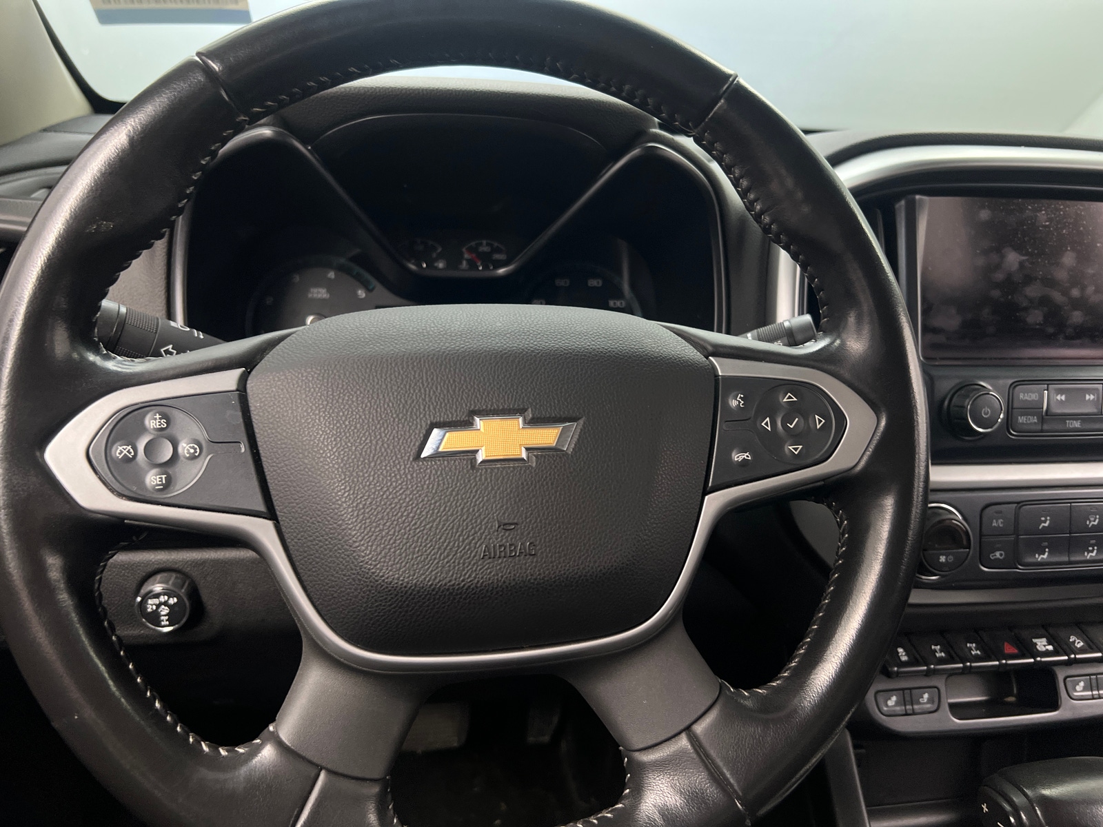 Thumbnail: 2018 Chevrolet Colorado - 4