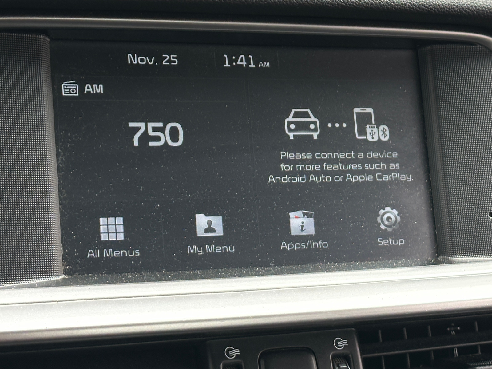 Thumbnail: 2019 Kia Optima - 4