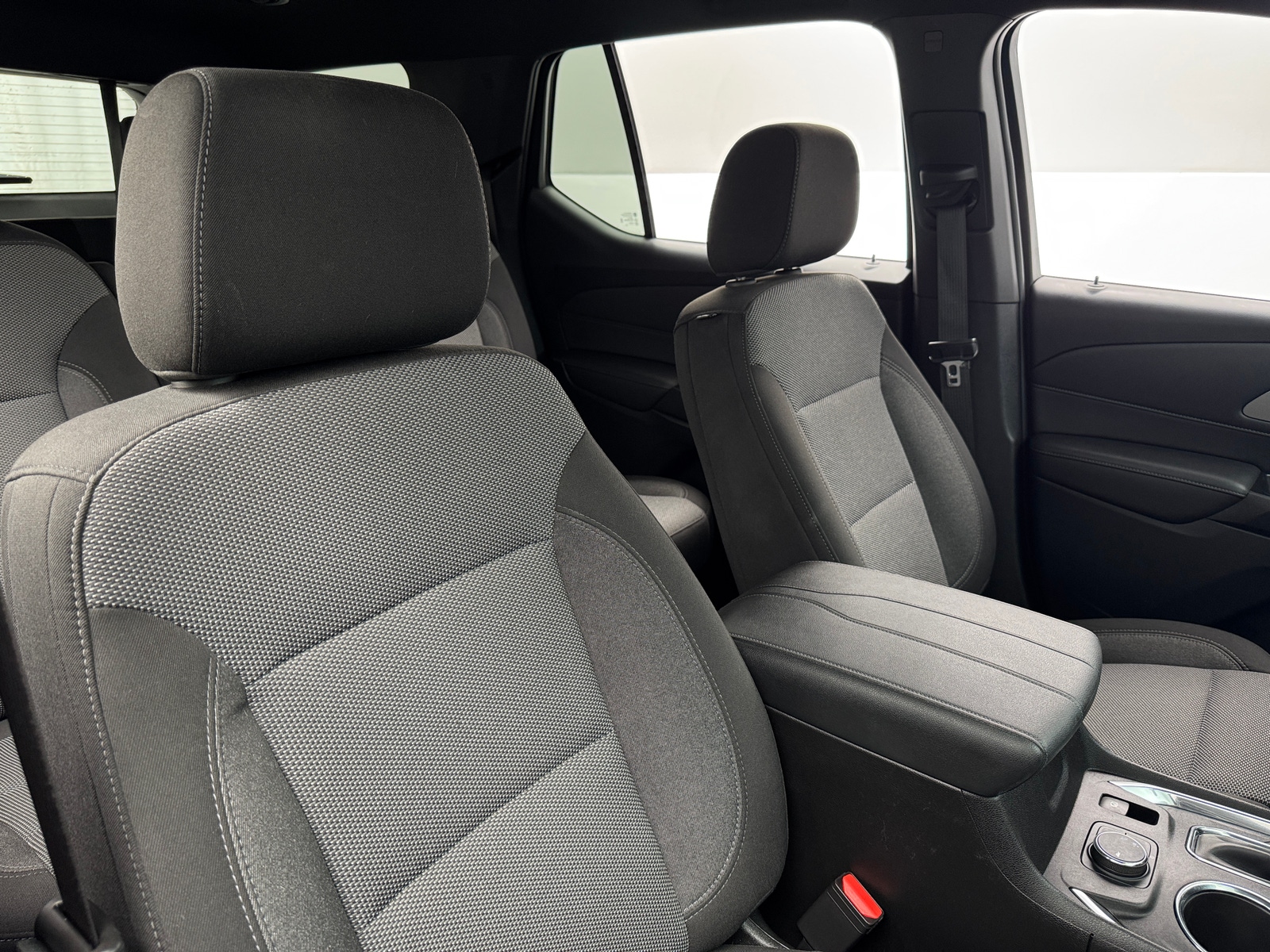 Thumbnail: 2022 Chevrolet Traverse - 2