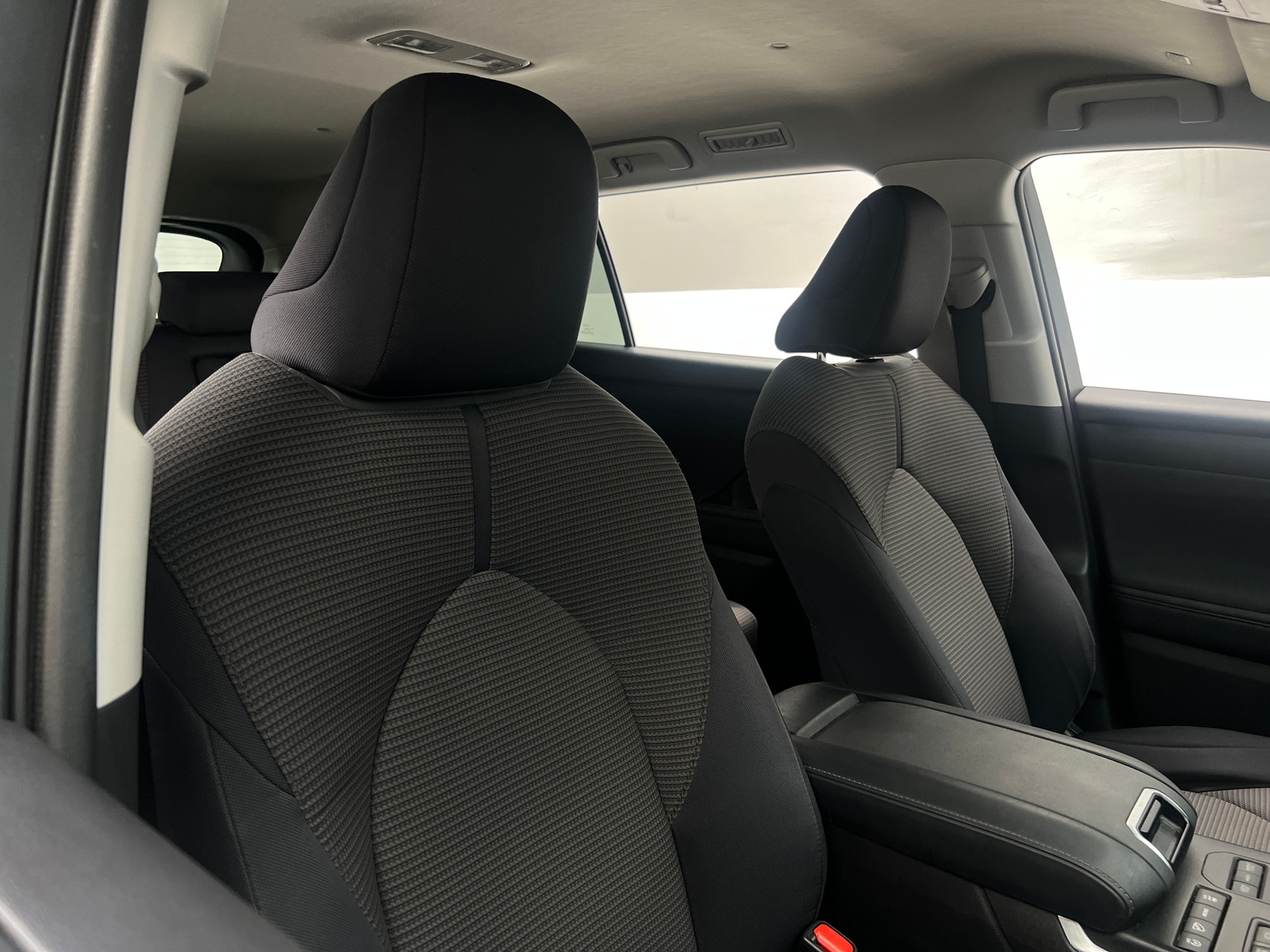 Thumbnail: 2021 Toyota Highlander - 2