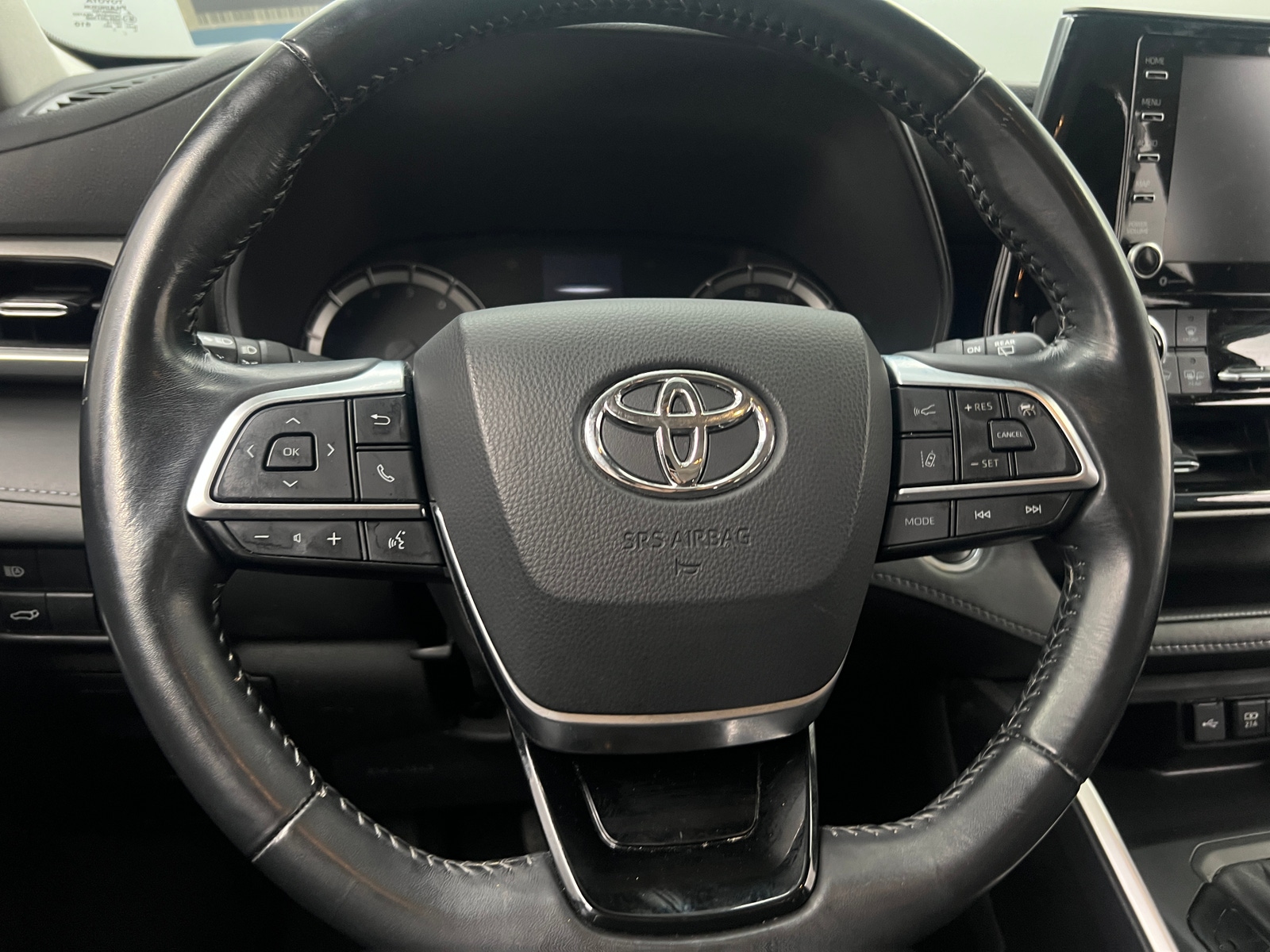 Thumbnail: 2021 Toyota Highlander - 5