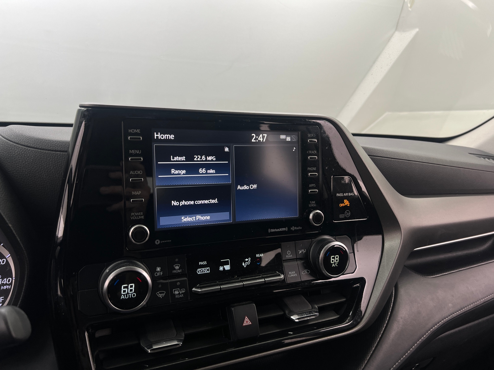 Thumbnail: 2021 Toyota Highlander - 4