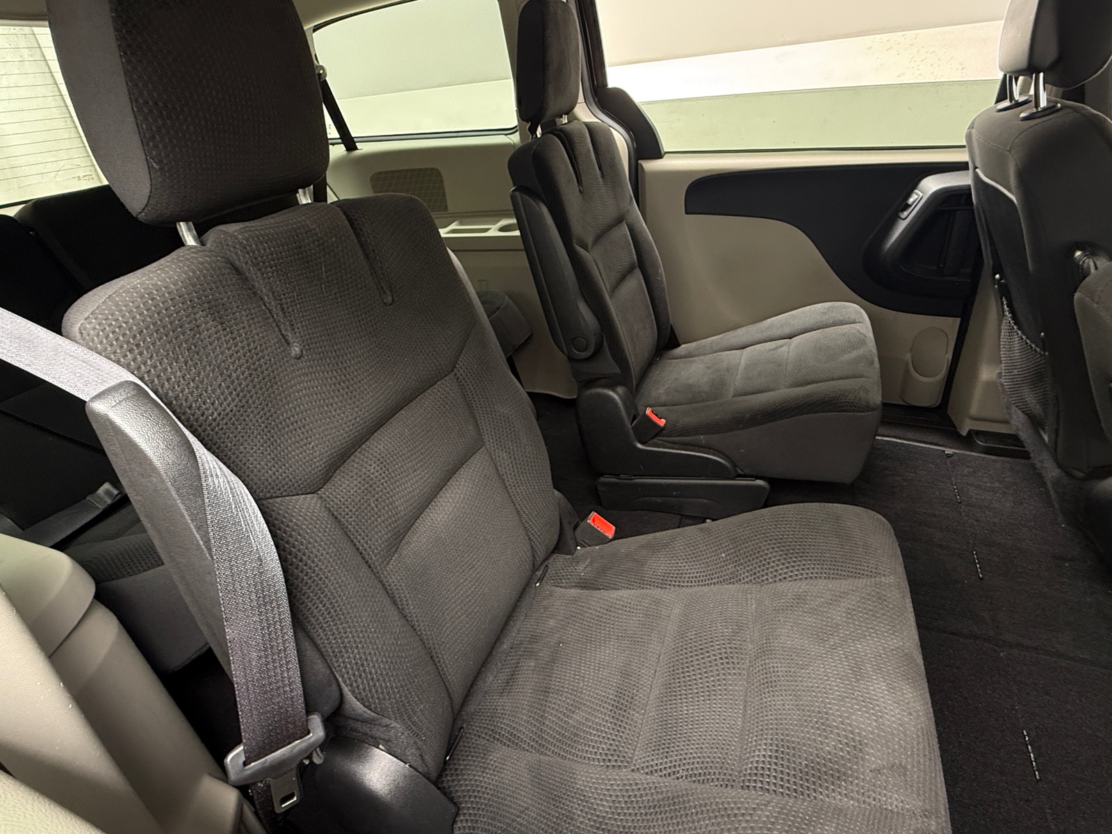 Thumbnail: 2019 Dodge Grand Caravan - 6