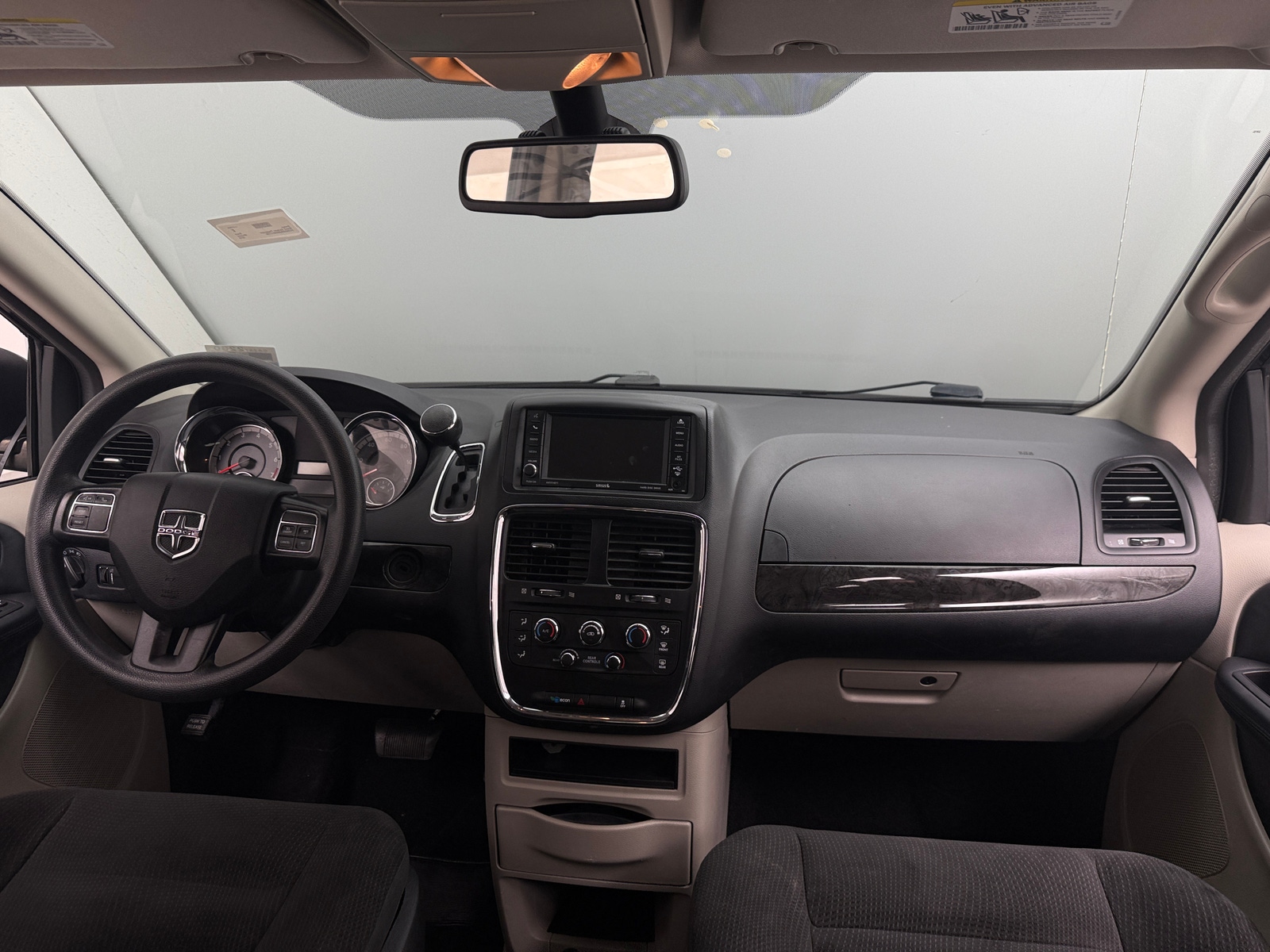 Thumbnail: 2019 Dodge Grand Caravan - 3