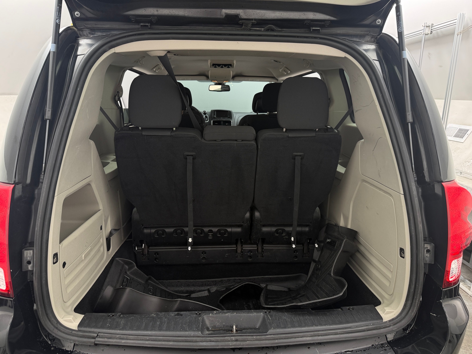 Thumbnail: 2019 Dodge Grand Caravan - 7