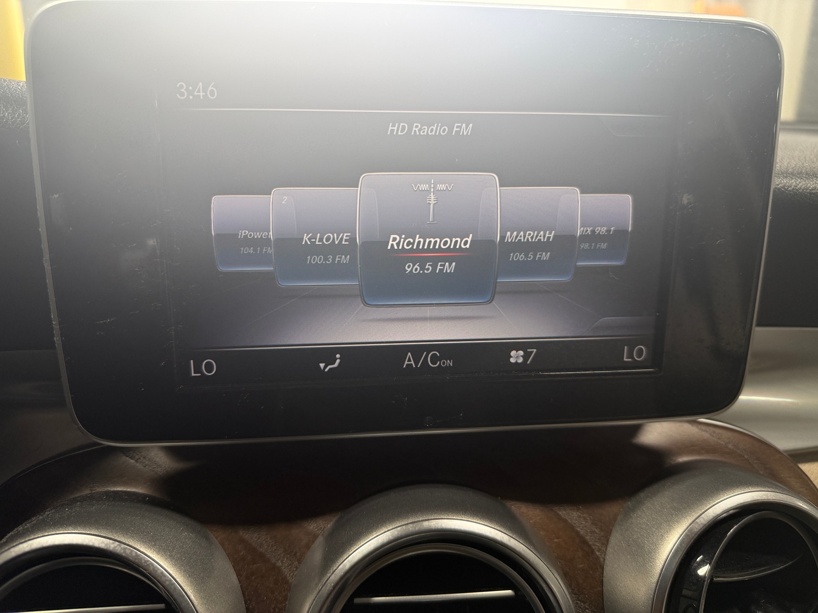 Thumbnail: 2019 Mercedes-Benz GLC - 3