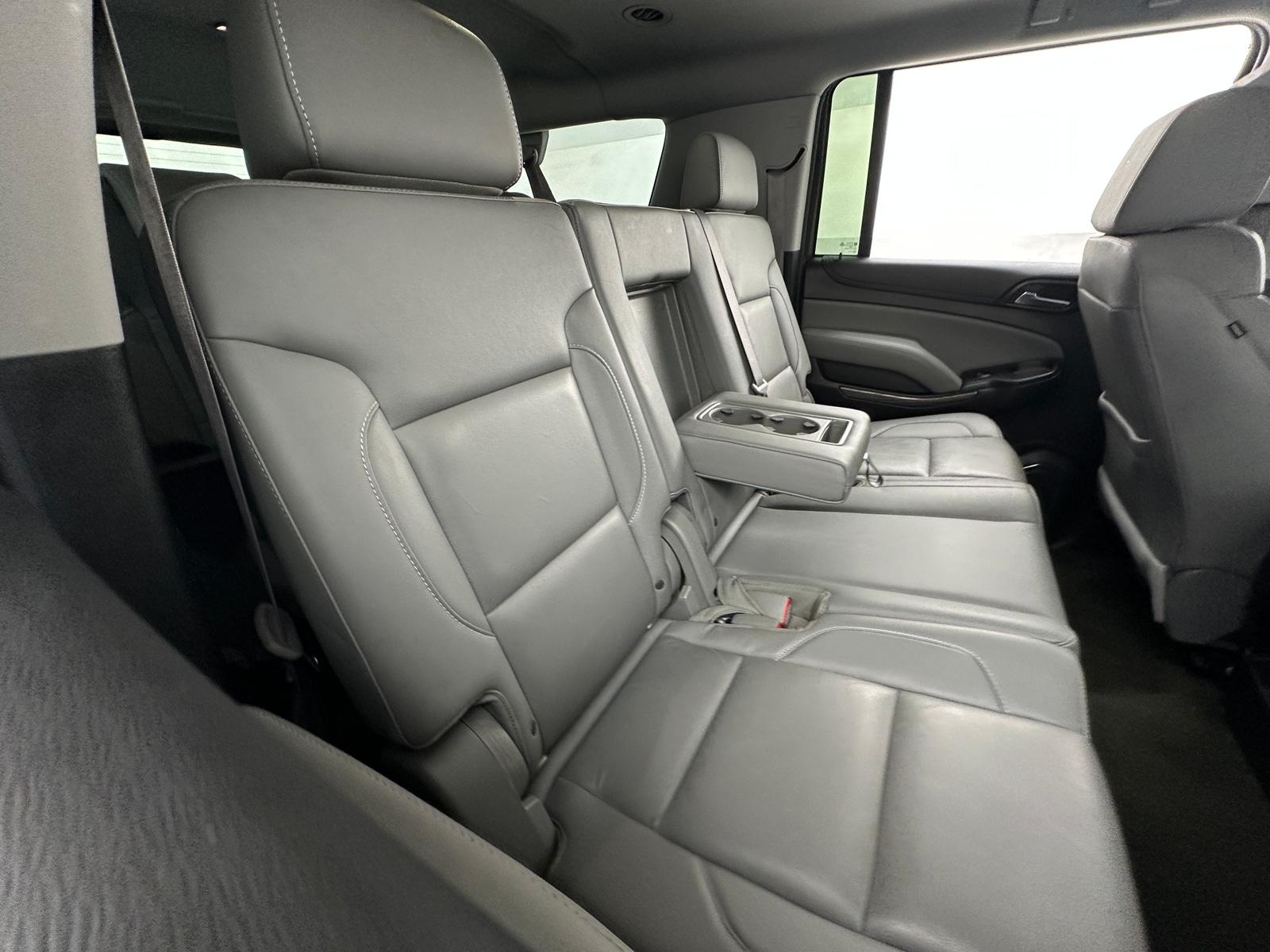 Thumbnail: 2016 Chevrolet Suburban - 5